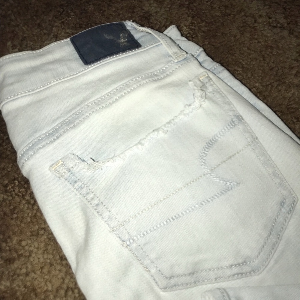 **SOLD OUT ONLINE** AE SUPER LOW 00R